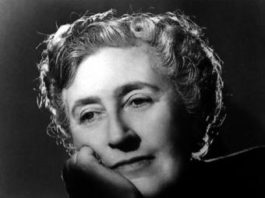 Agatha Christie 908 0 AGATHA CHRISTIE